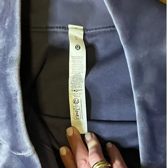 Lululemon Scuba HR Mini Skirt Velvet Size XL Nightfall Purple Retail $88 - Picture 3 of 5